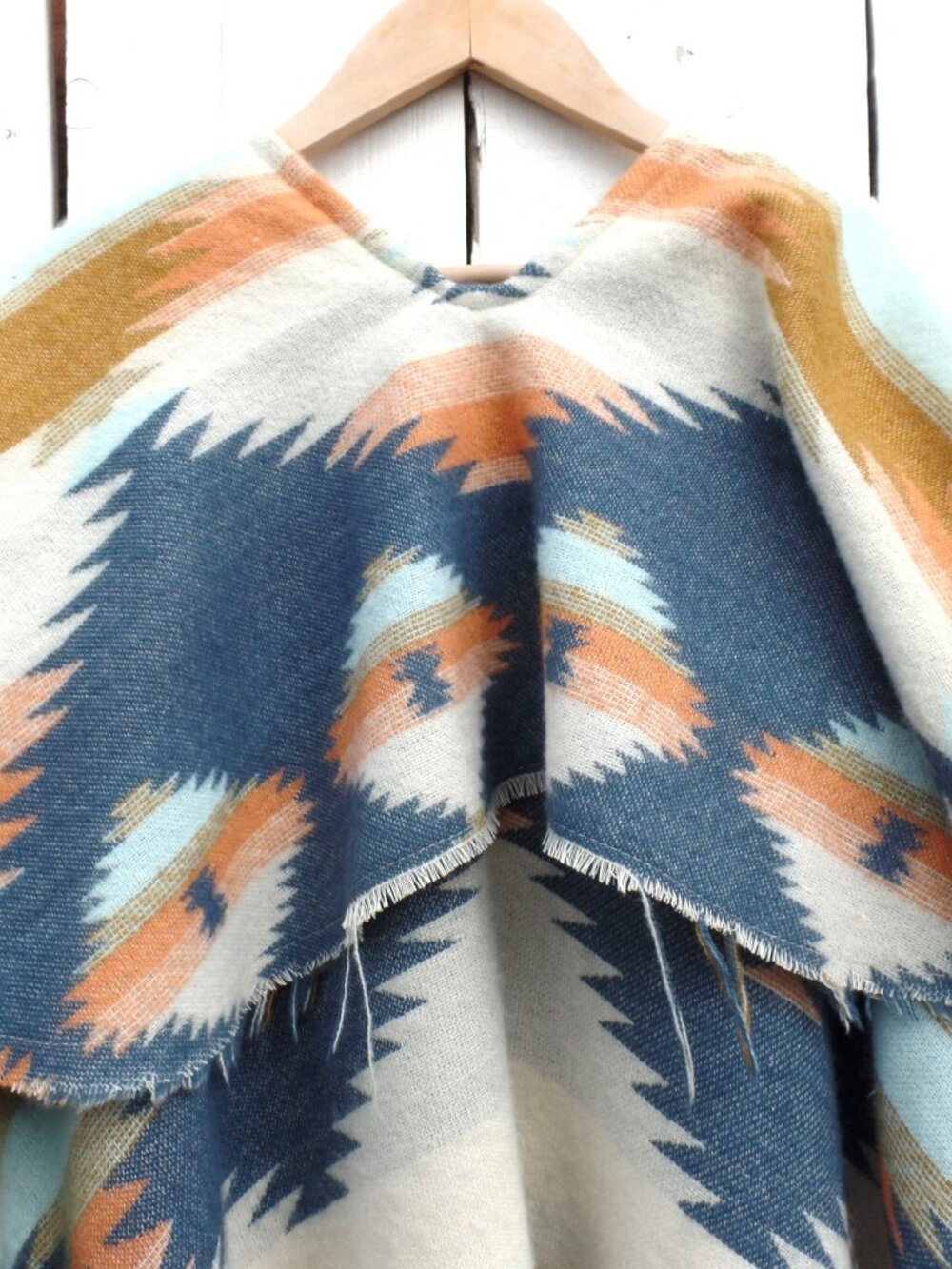 Free People Crossroads Oversized Poncho One Size EUC - Picture 8 of 9
